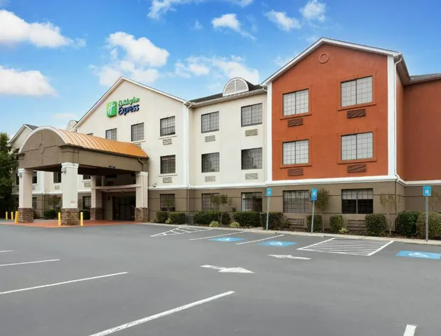 Holiday Inn Express Acworth - Kennesaw Northwest by IHG hotel detail image 3