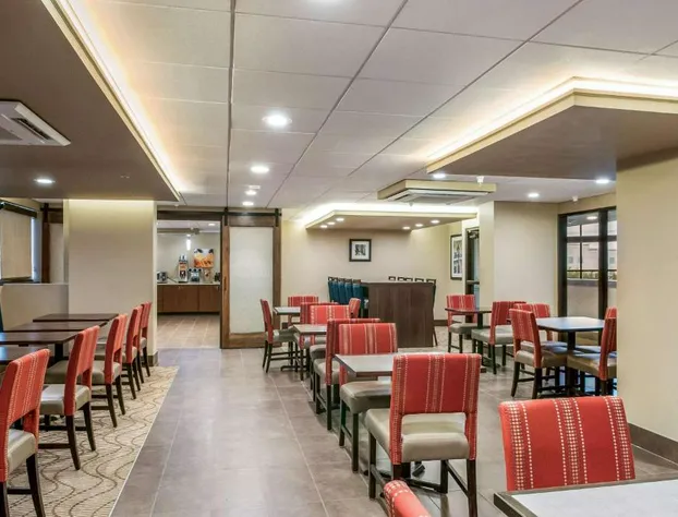 Comfort Inn & Suites At Copeland Tower hotel detail image 4