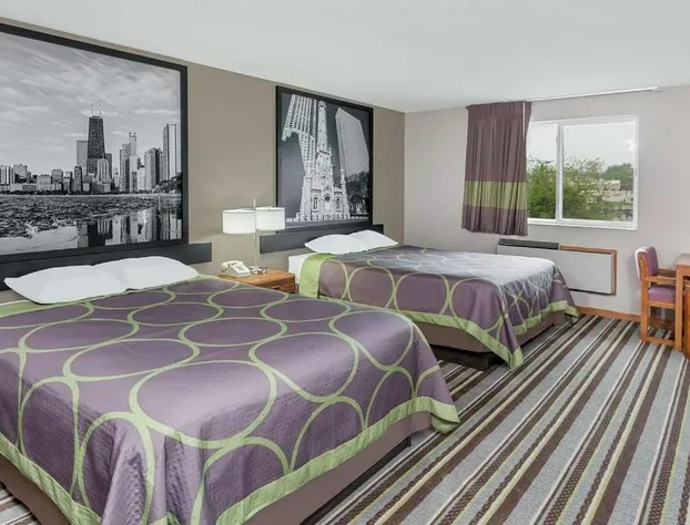 Super 8 by Wyndham Gilman hotel detail image 3