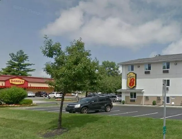 Super 8 by Wyndham Latham/Albany Airport hotel detail image 3