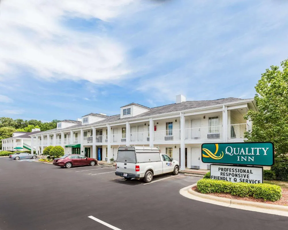 Quality Inn Trussville I-59 exit 141 hotel hero