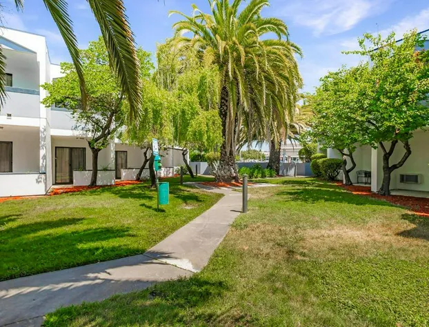 Best Western Plus Wine Country Inn & Suites hotel detail image 3