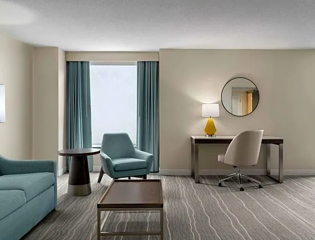 Doubletree by Hilton Hotel Norfolk Airport hotel detail image 4