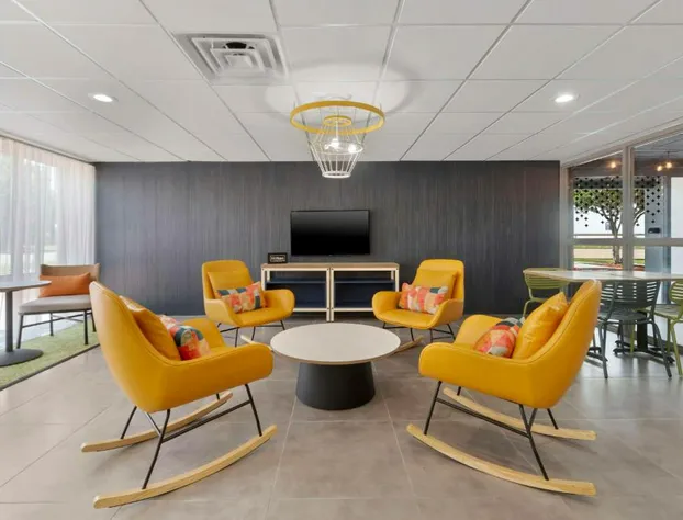 Spark By Hilton Grand Prairie hotel detail image 2