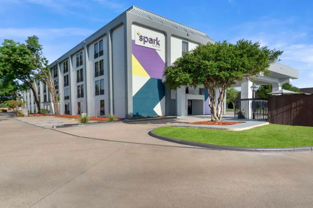 Spark By Hilton Grand Prairie hotel hero