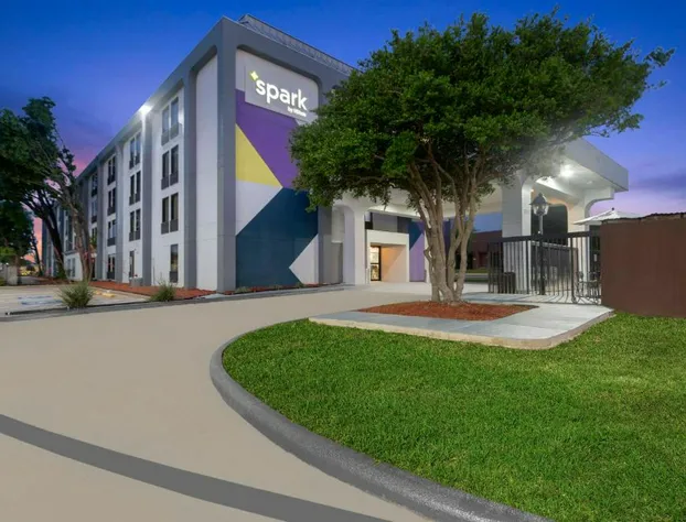 Spark By Hilton Grand Prairie hotel detail image 1