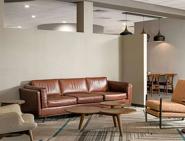 Four Points by Sheraton Milwaukee North Shore hotel detail image 3