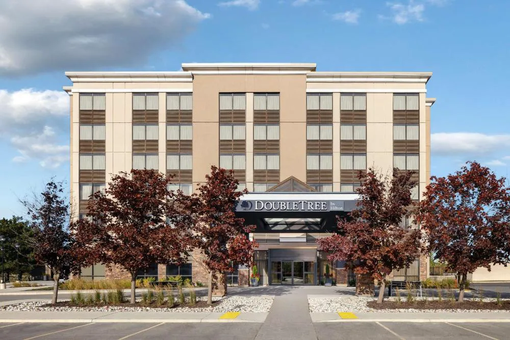 DoubleTree by Hilton Kitchener hotel hero