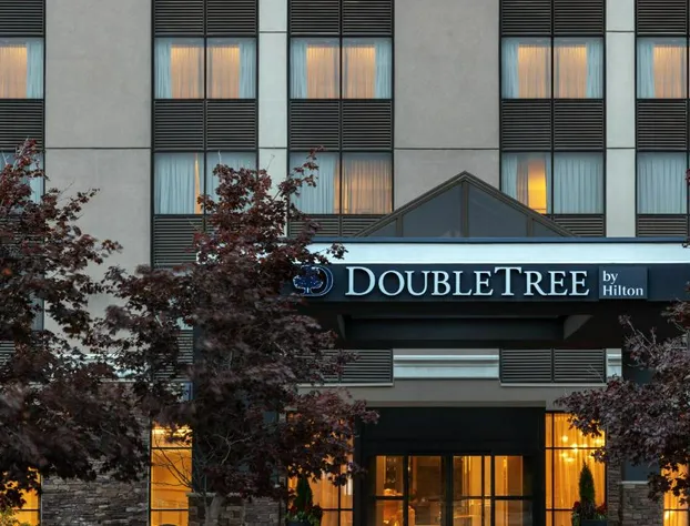DoubleTree by Hilton Kitchener hotel detail image 1