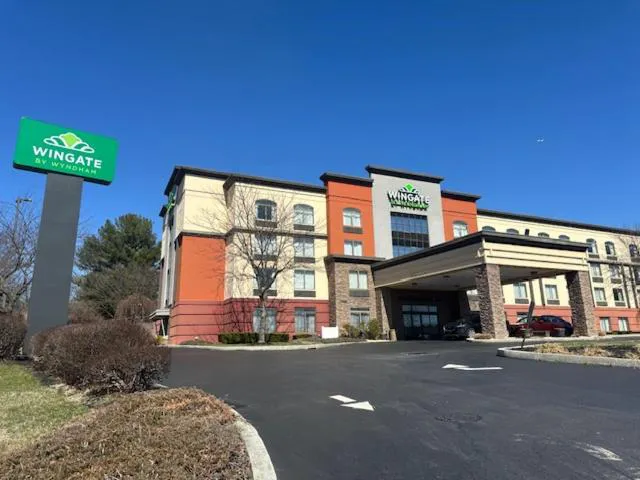 Wingate by Wyndham Harrisburg Near Hershey hotel hero