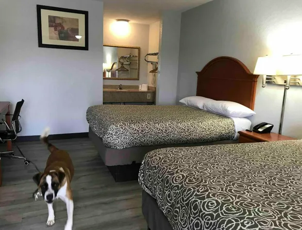 Walnut Inn Motel hotel detail image 4