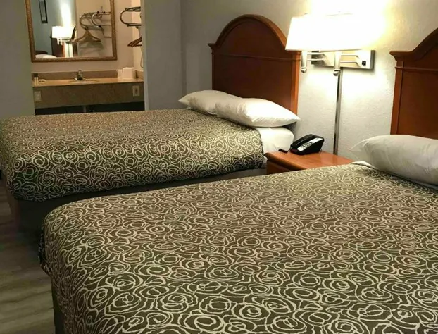 Walnut Inn Motel hotel detail image 3