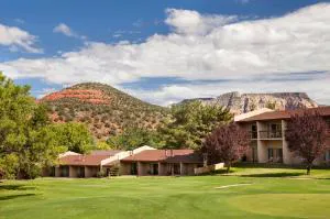 Outbound Sedona hotel hero