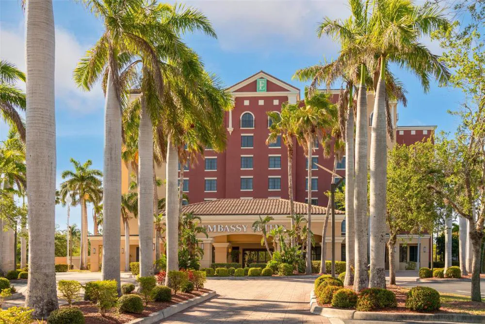 Embassy Suites by Hilton Fort Myers Estero hotel hero