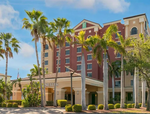 Embassy Suites by Hilton Fort Myers Estero hotel detail image 2