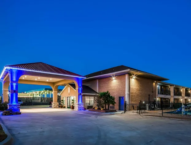 SureStay Hotel by Best Western Terrell hotel detail image 1