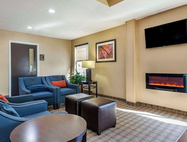 Comfort Inn Clinton hotel detail image 3
