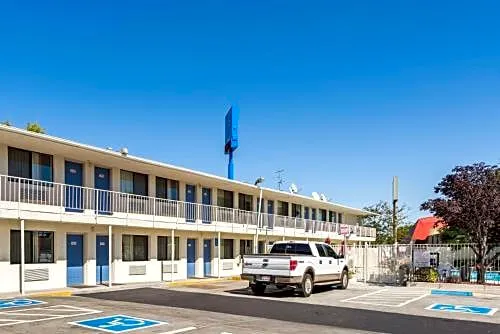 Motel 6-Reno, NV - Virginia Plumb hotel detail image 1