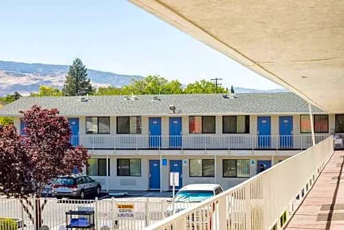 Motel 6-Reno, NV - Virginia Plumb hotel detail image 4