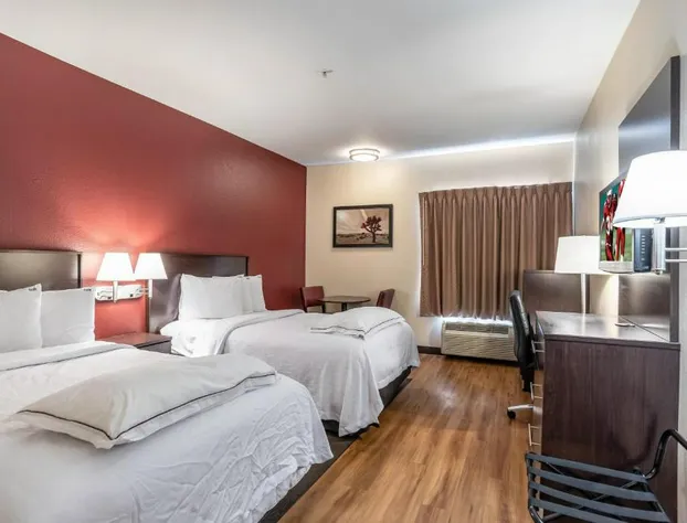 Red Roof Inn PLUS+ San Antonio Downtown - Riverwalk hotel detail image 4