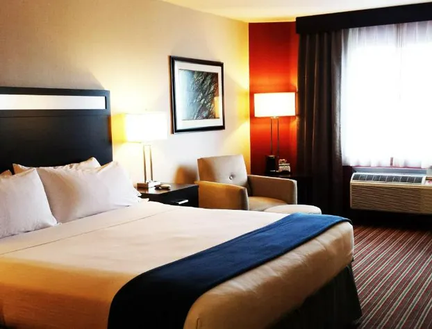 Holiday Inn Express Bakersfield by IHG hotel detail image 3