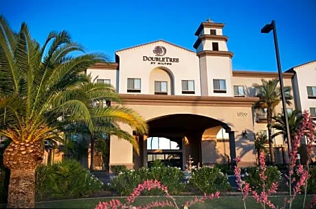 DoubleTree by Hilton Phoenix - Gilbert hotel hero