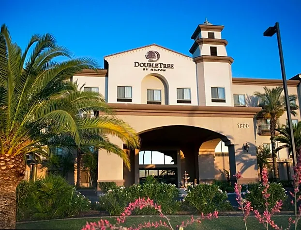 DoubleTree by Hilton Phoenix - Gilbert hotel detail image 1