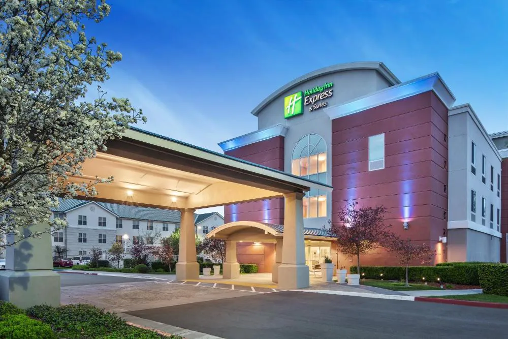 Holiday Inn Express Hotel Sacramento Airport Natomas by IHG hotel hero