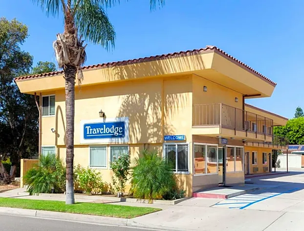 Travelodge by Wyndham Brea hotel detail image 1