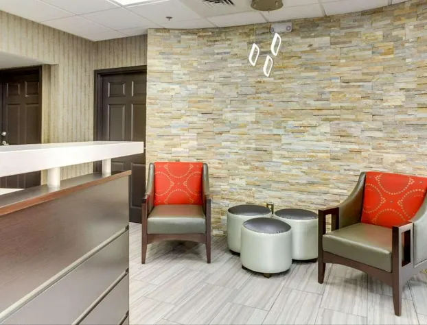 Clarion Pointe Biltmore Village hotel detail image 1