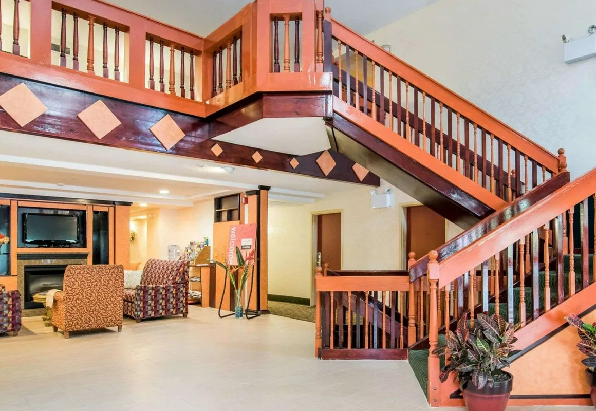 Quality Inn hotel hero