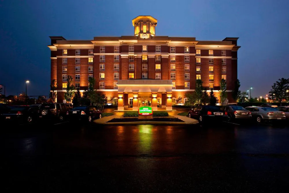 Courtyard by Marriott Easton-Columbus hotel hero