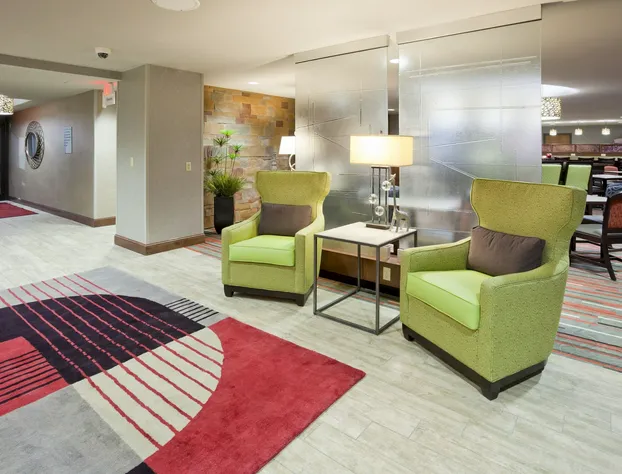 Holiday Inn Express & Suites Bloomington - MPLS Arpt Area W by IHG hotel detail image 3