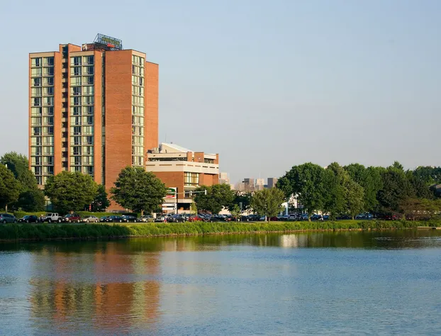 Courtyard by Marriott Boston-Cambridge hotel detail image 3