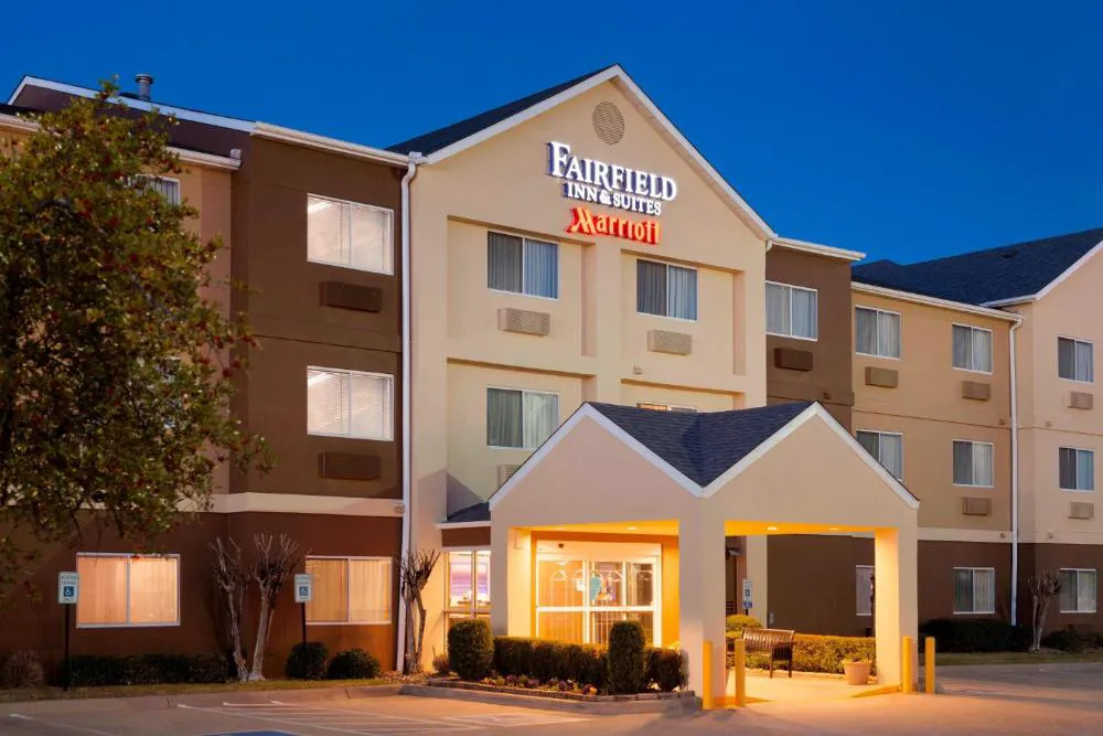Fairfield Inn & Suites Longview hotel hero