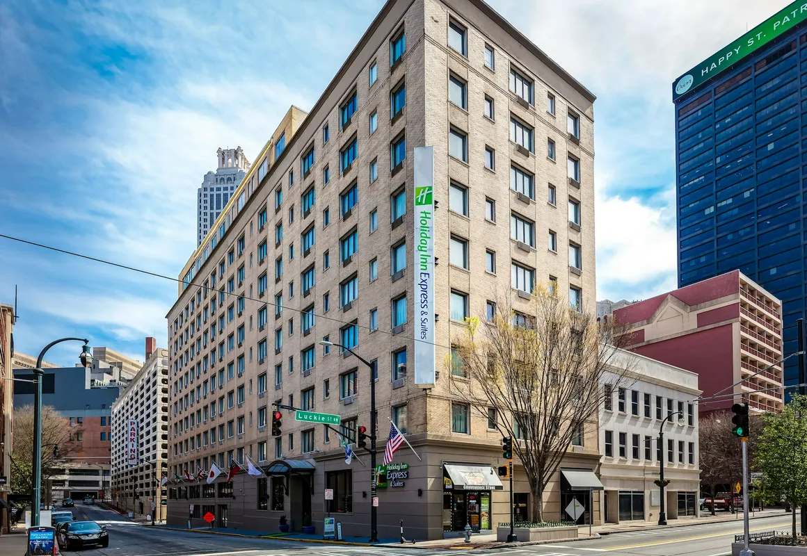 Holiday Inn Express and Suites Atlanta Downtown by IHG hotel hero