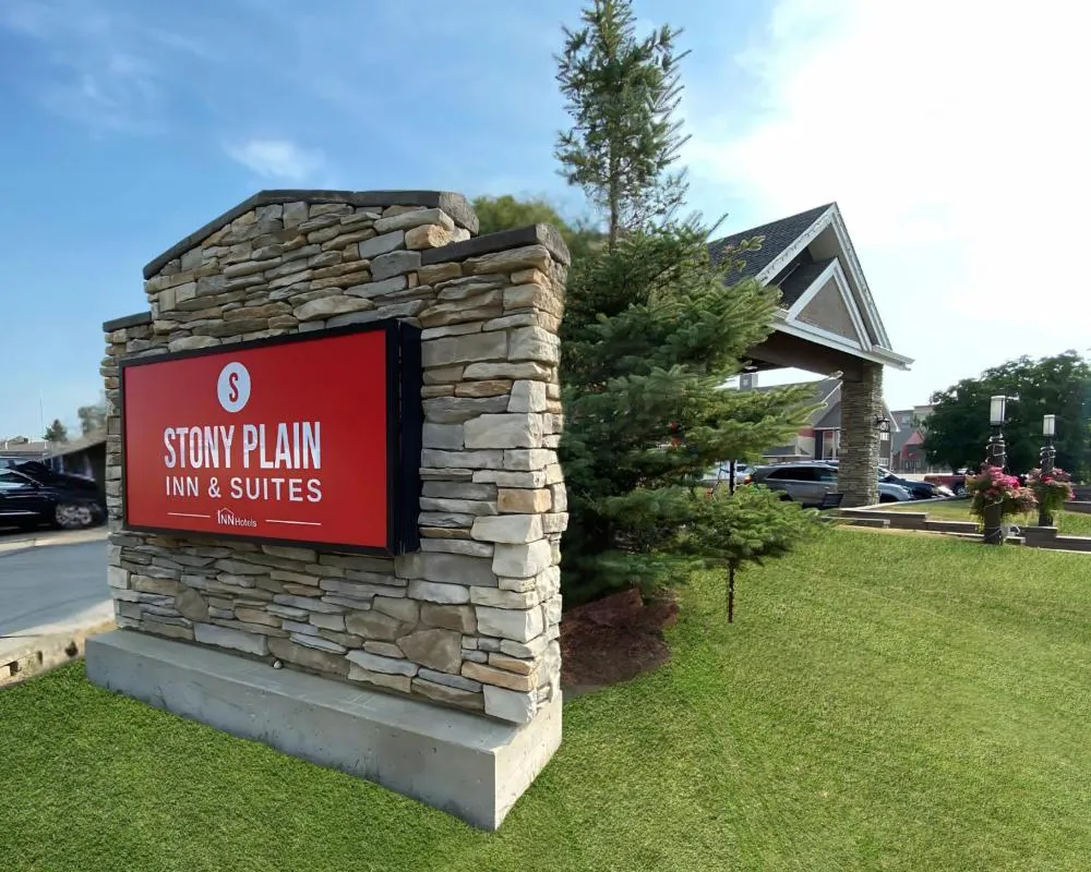 Stony Plain Inn and Suites hotel hero
