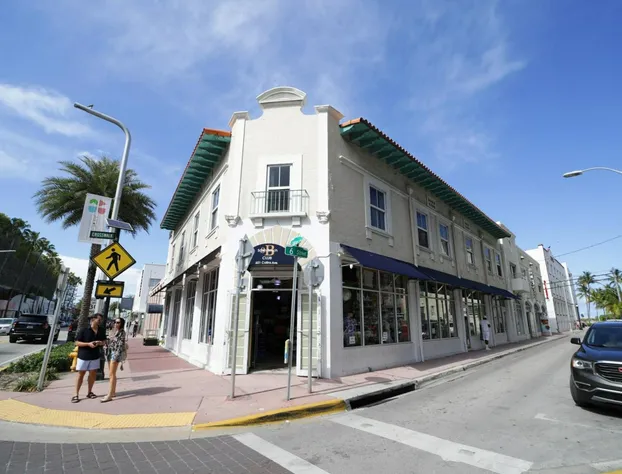 Ithaca Hotel hotel detail image 1