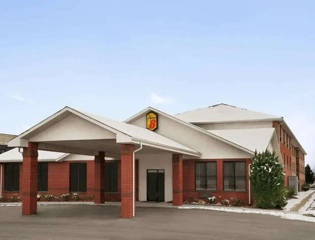 Super 8 by Wyndham S Jordan/Sandy/Slc Area hotel detail image 1