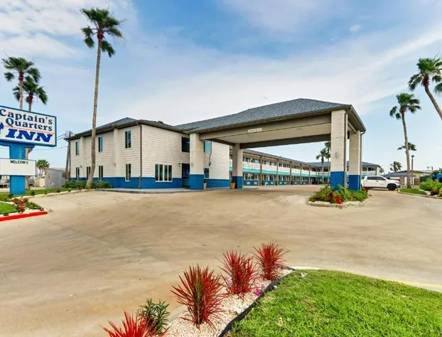 Captain's Quarters Inn hotel detail image 4