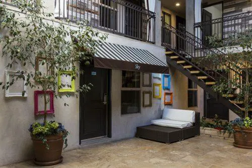 L.A. Sky Boutique Hotel hotel detail image 4