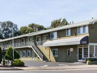 Hotel Parmani hotel hero