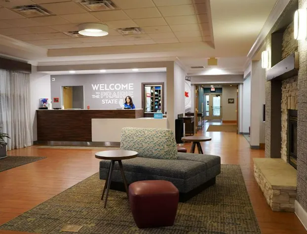 Hampton Inn & Suites Chicago/Aurora hotel detail image 4