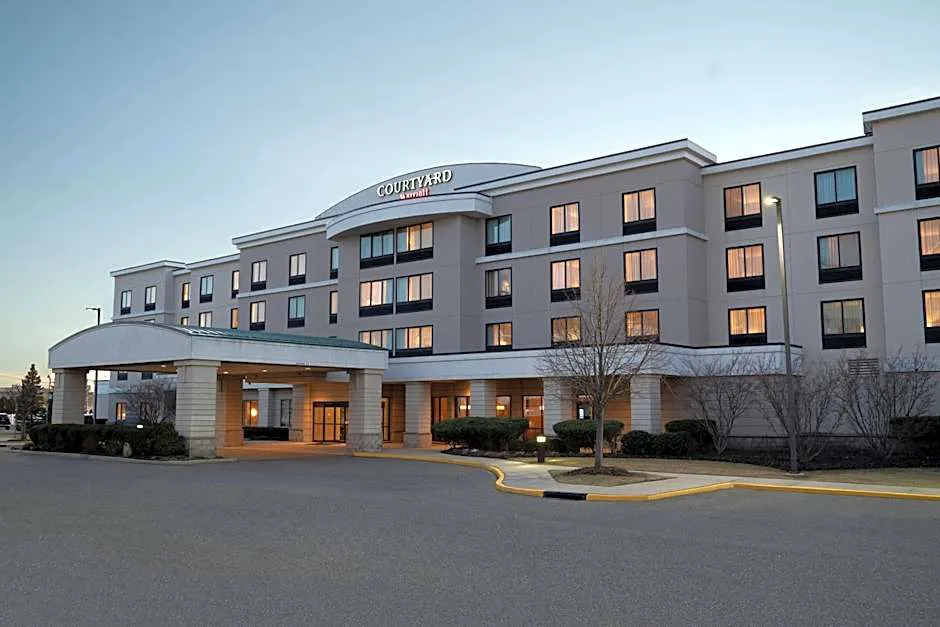 Courtyard by Marriott Republic Aprt Long Island/Farmingdale hotel hero