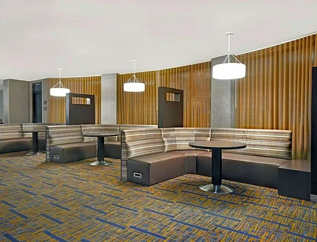 Courtyard by Marriott Republic Aprt Long Island/Farmingdale hotel detail image 4