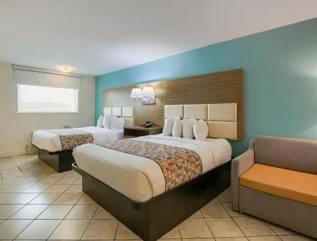 Beachside Resort Hotel hotel detail image 4