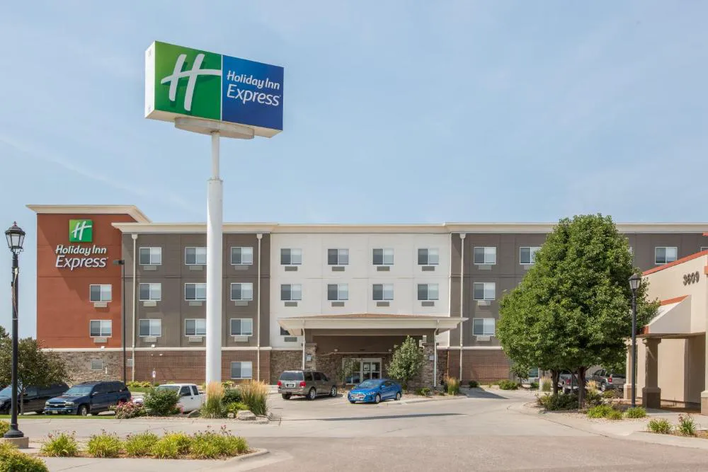 Holiday Inn Express Hastings by IHG hotel hero