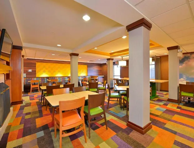 Fairfield Inn & Suites by Marriott Williamsport hotel detail image 2