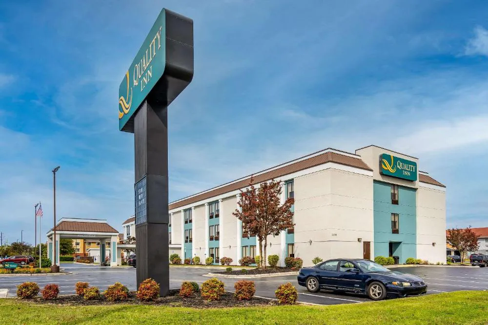 Quality Inn Jacksonville near Camp Lejeune hotel hero
