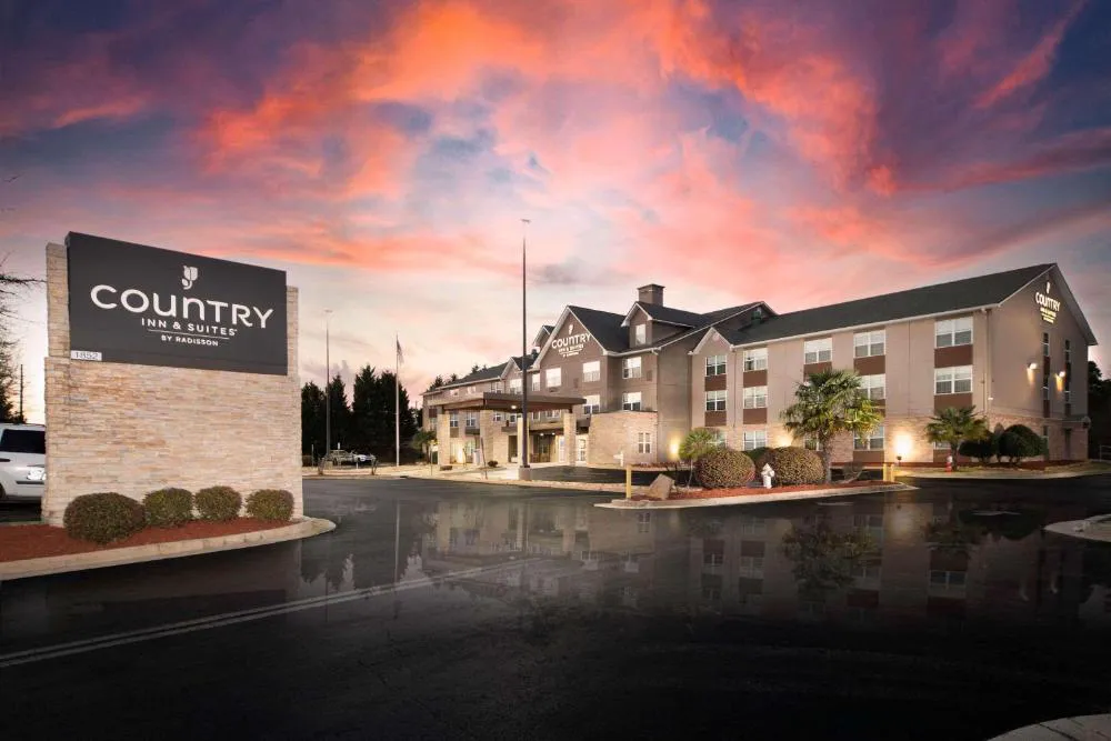 Country Inn & Suites by Radisson, Stone Mountain, GA hotel hero